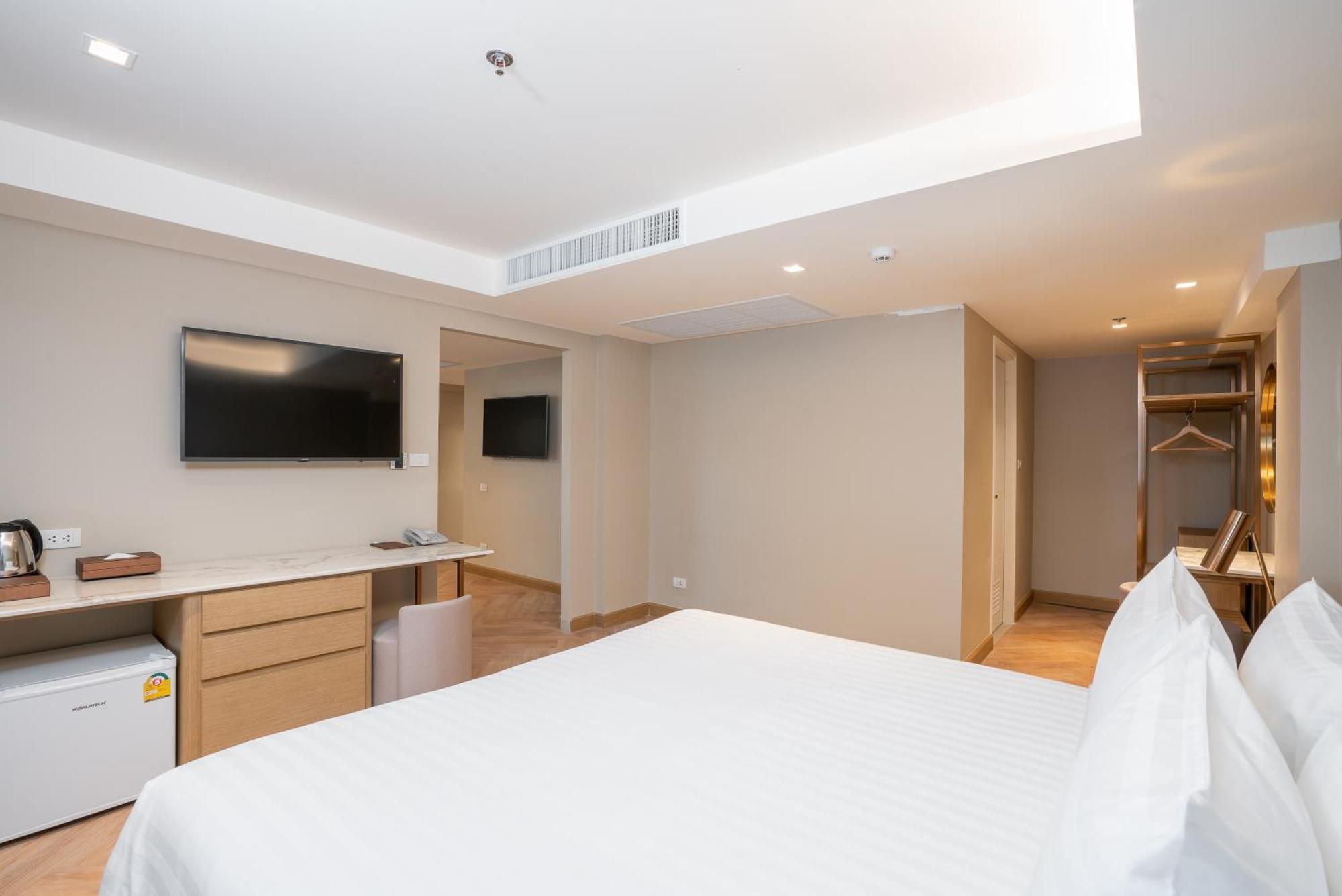 Kene Hotel Bangkok Bagian luar foto